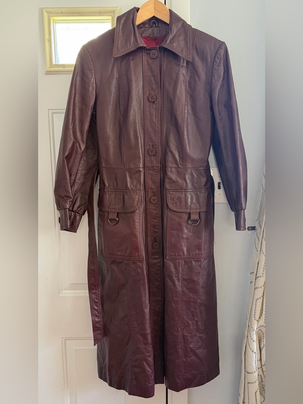 70s Vintage Burgundy Leather Trench Coat Size Medium OLD MONEY